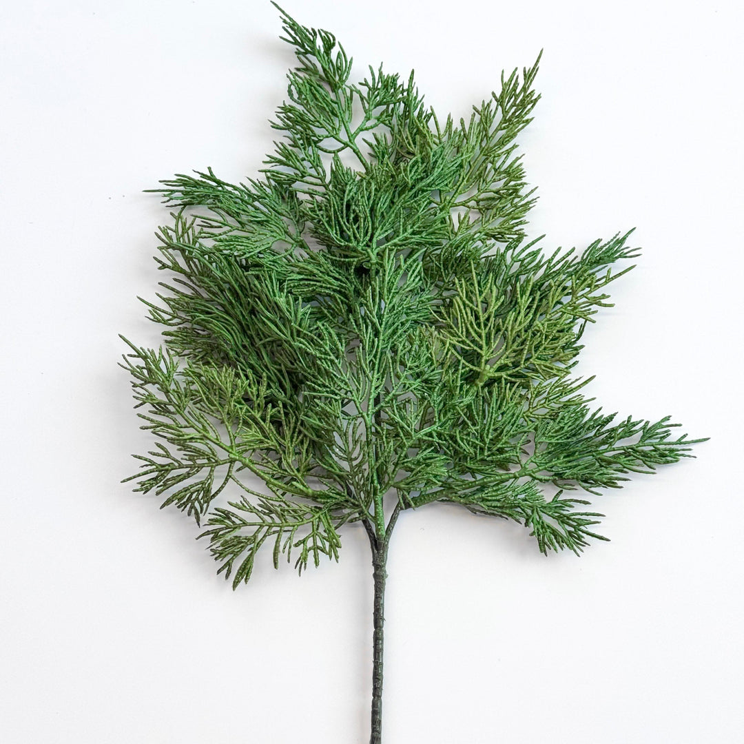 Natural Look Soft Cedar Spray