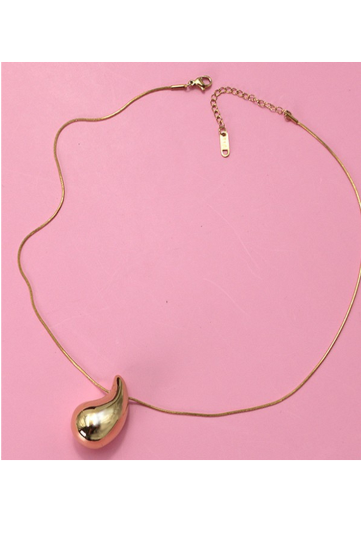 Teardrop Necklace