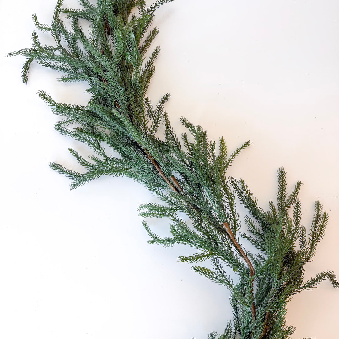 Victoria Skinny Pine Garland