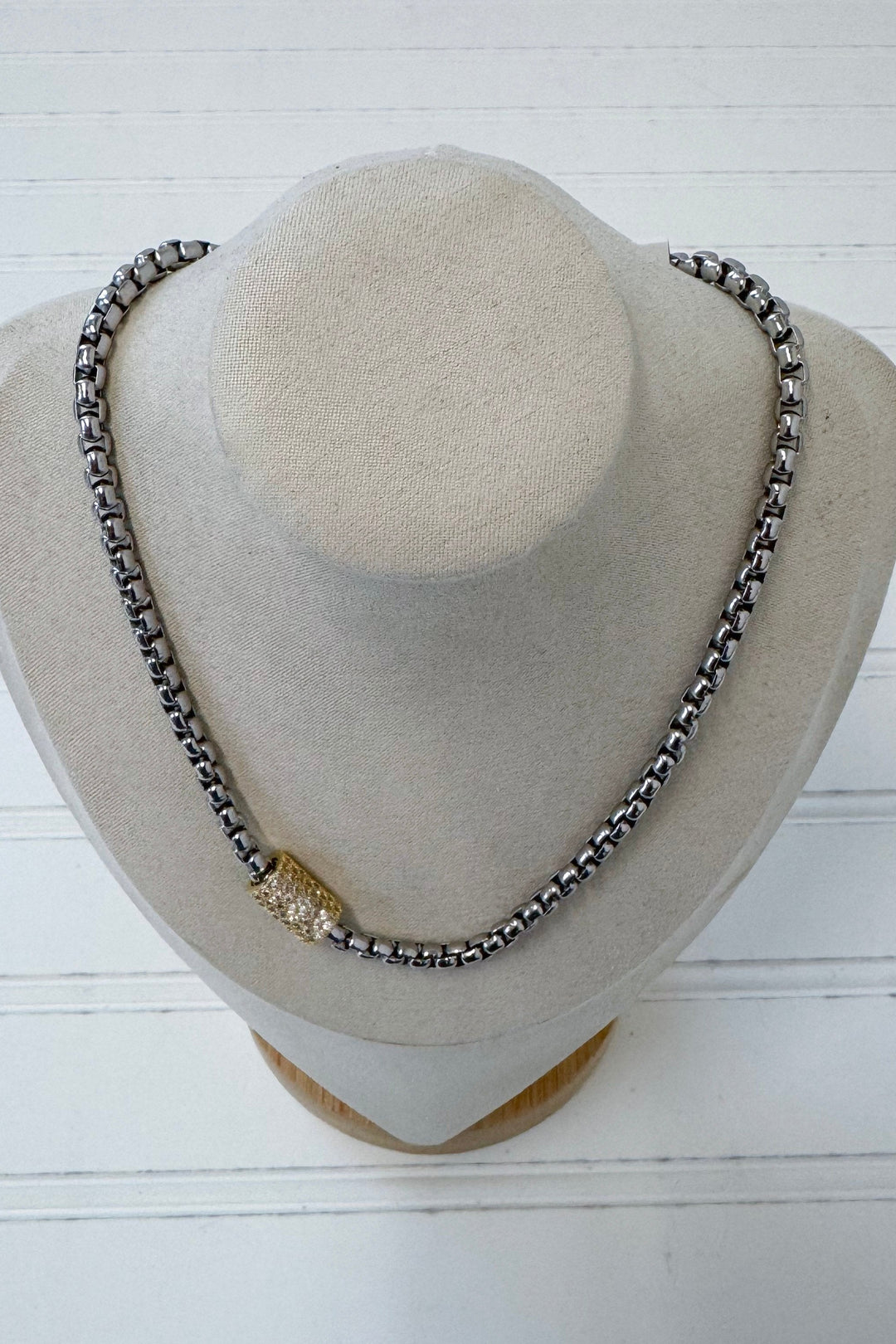 Two Tone Chain Necklace