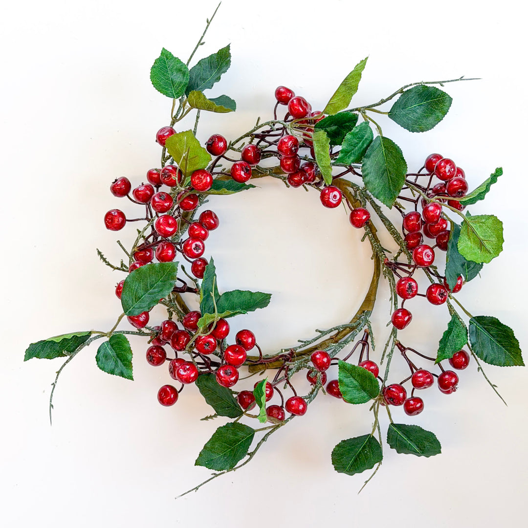 Red Berry & Foliage Candle Ring