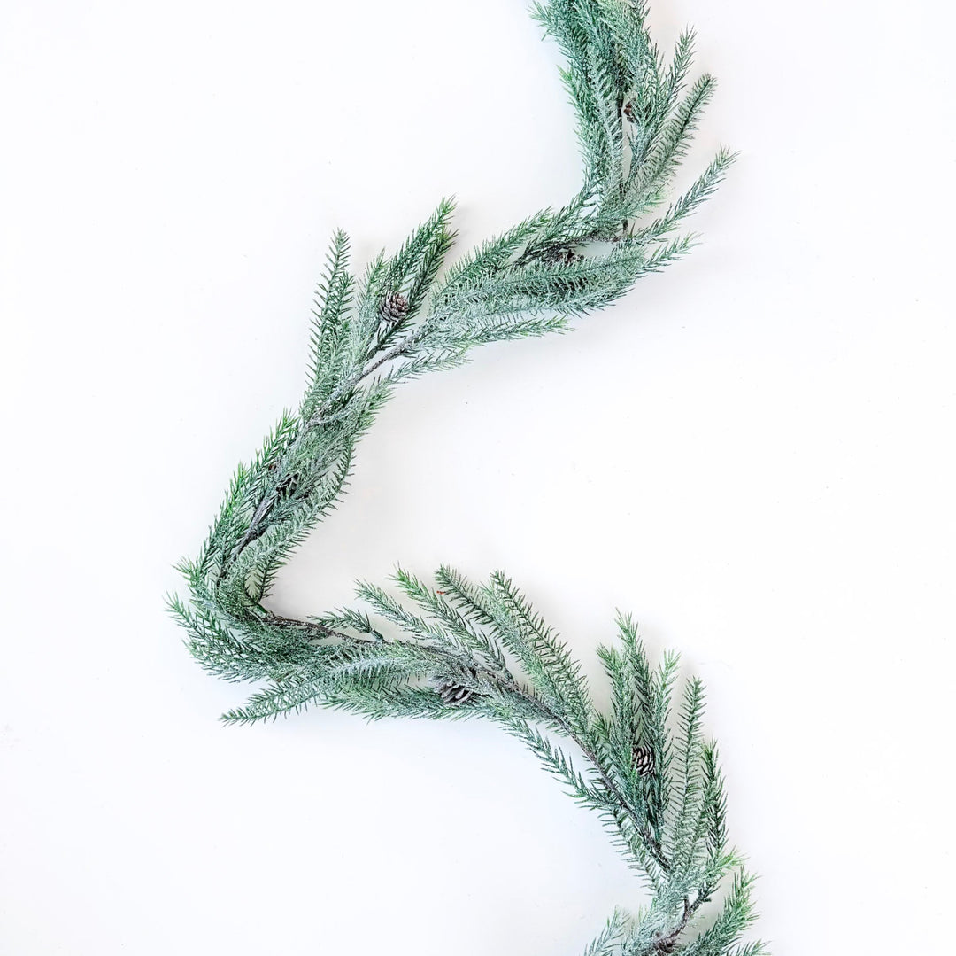 Japanese Long Pine & Cone Garland