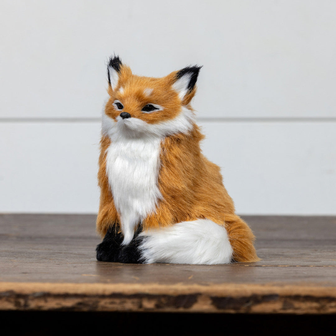 Dashing Woodland Fox Figurine