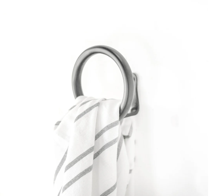 Circular Wall Towel Holder