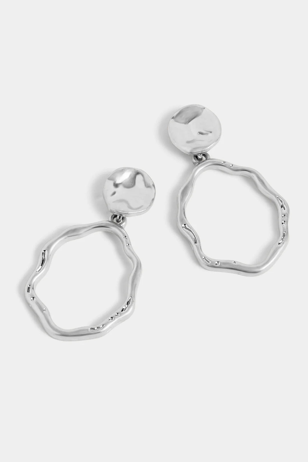Wavy Hoops