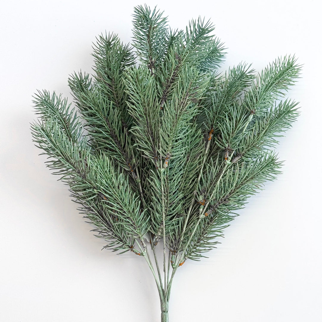 Natural Look Pine Needle Spray