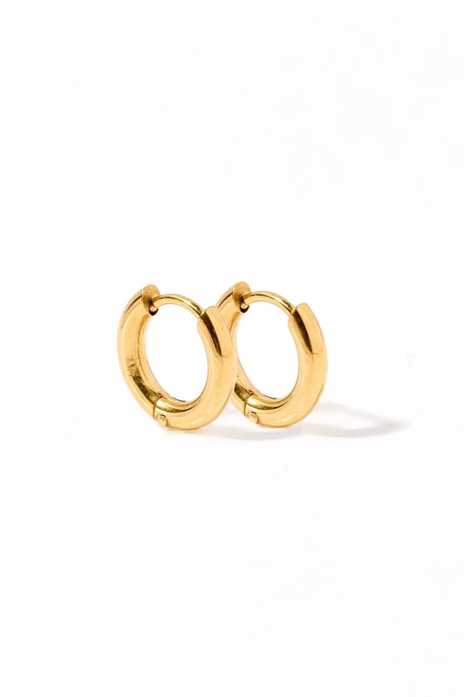 10mm Scarlett Huggie Hoops