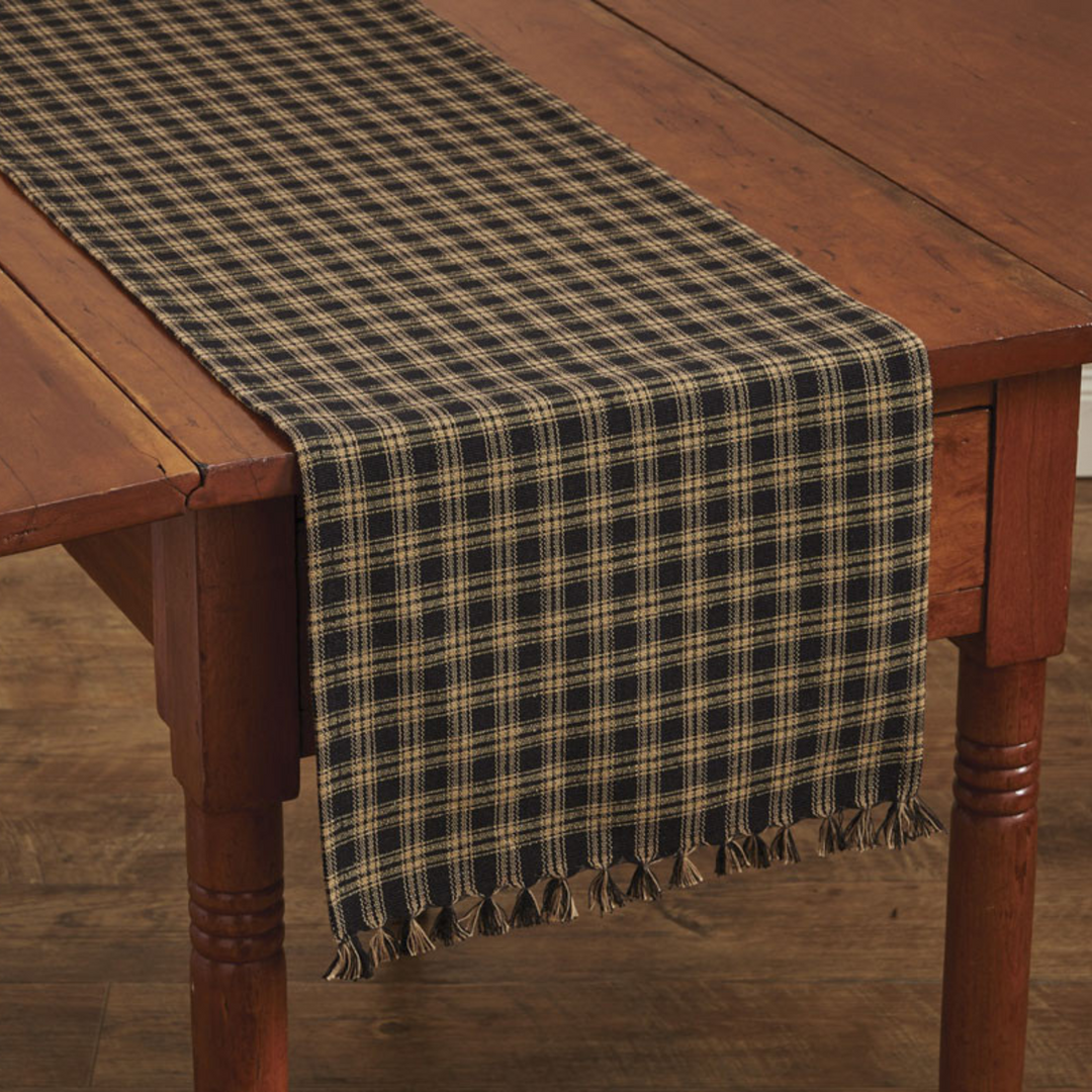 Sturbridge Black Table Runner