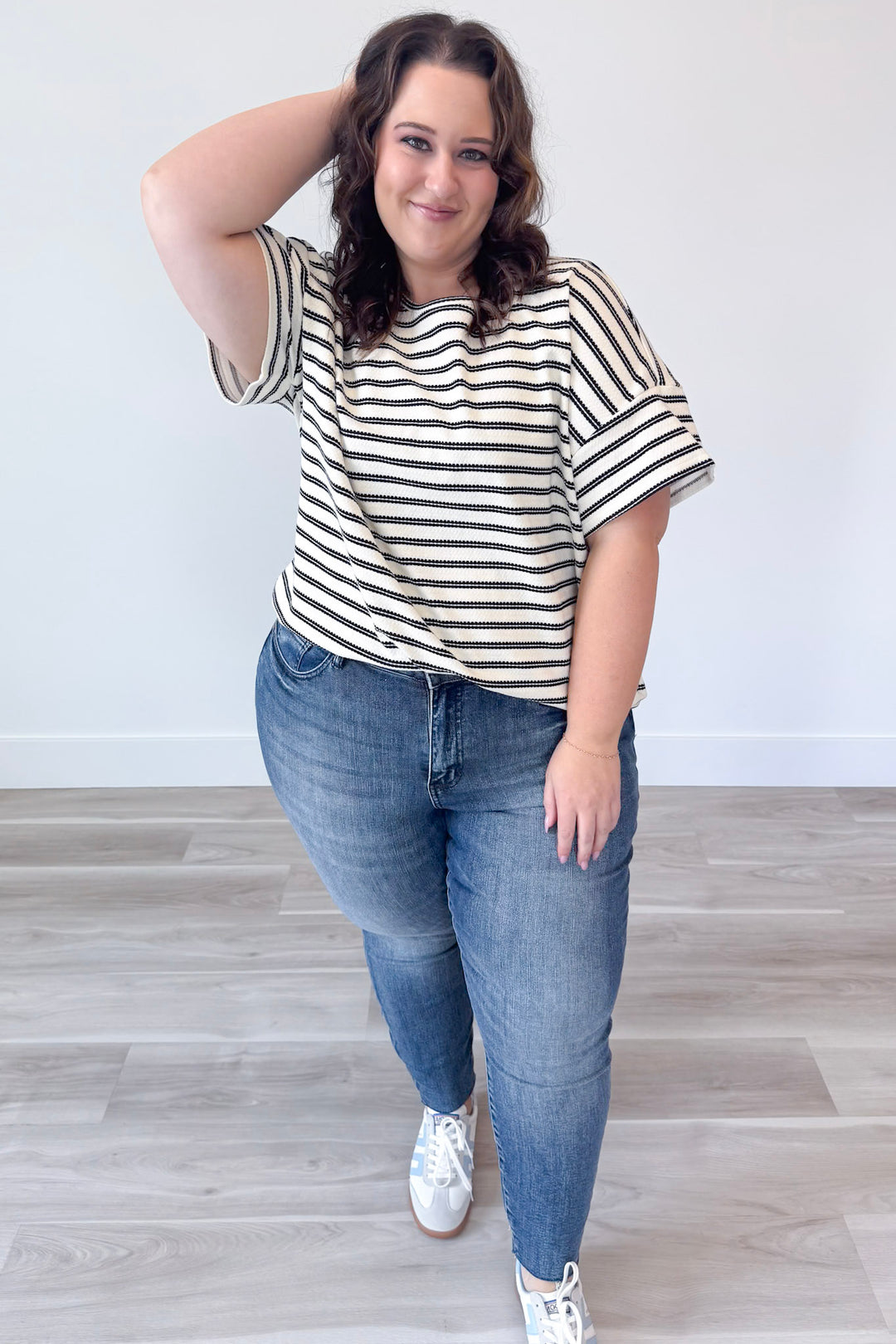 All About Cozy Top Curvy