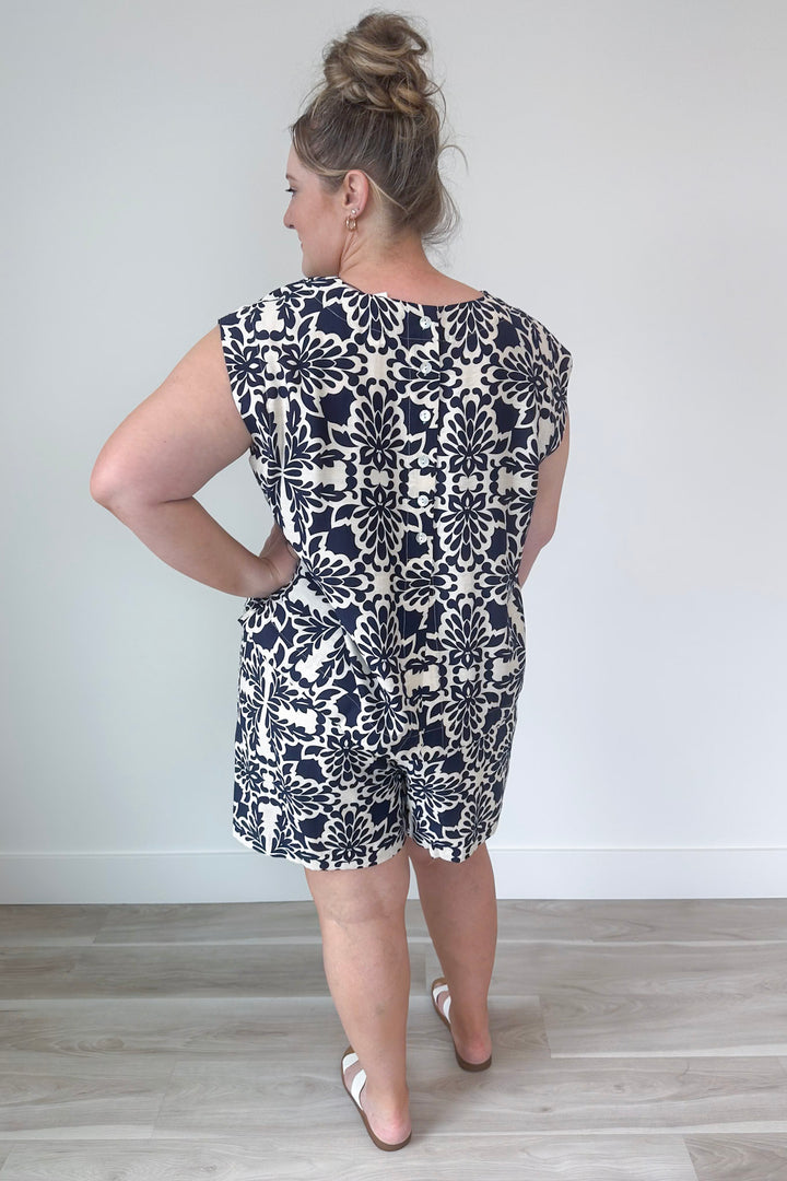 Sweetest Statement Top Curvy