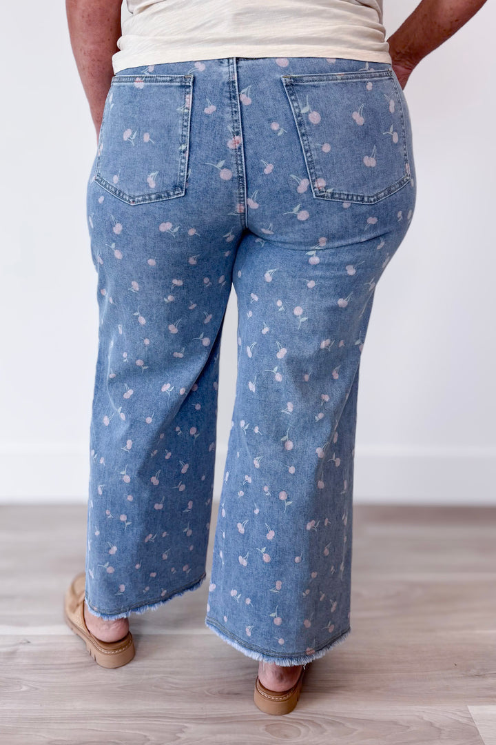 Cherry Kisses Pant Curvy