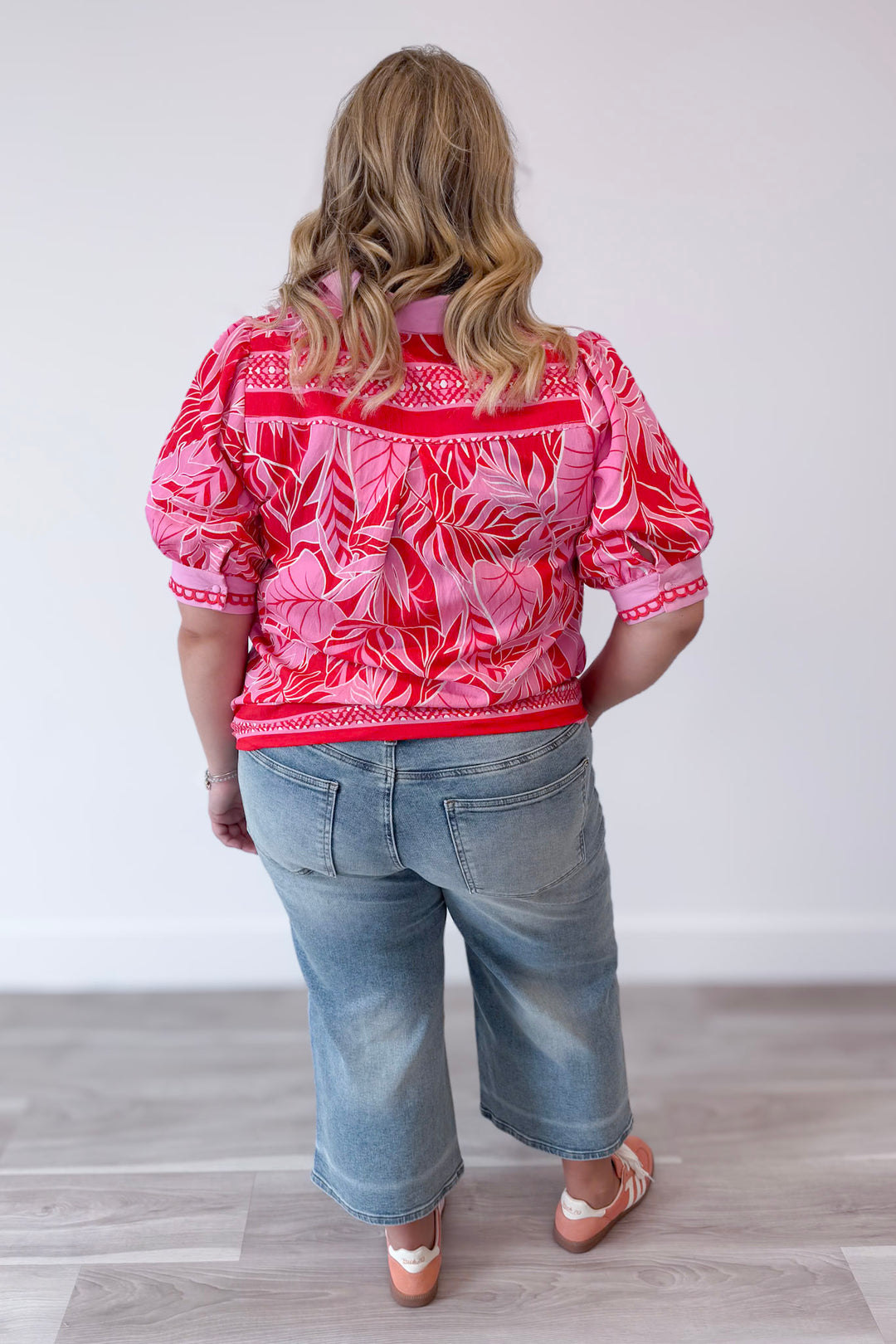 Infinite Possibilities Top Curvy