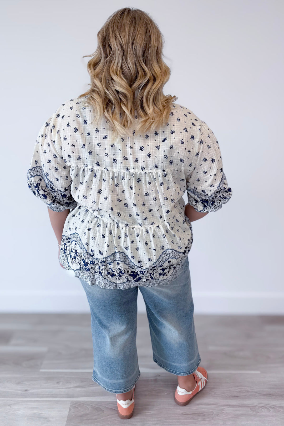 Creative Edge Top Curvy