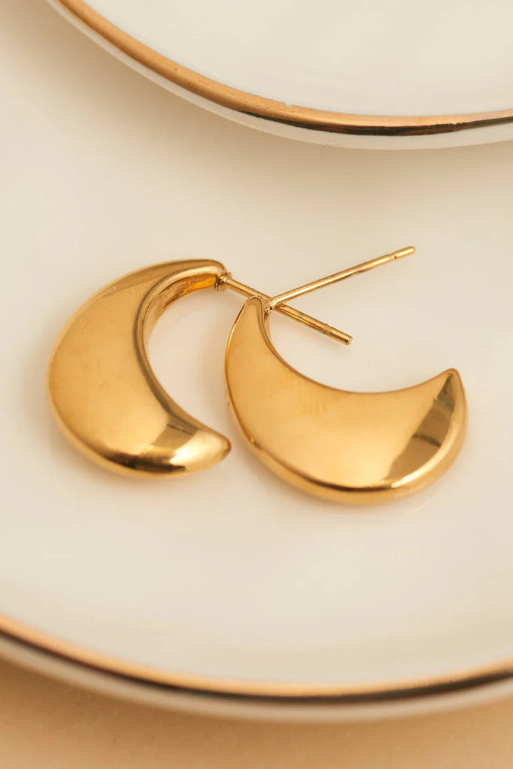 Narelle Waterproof Pointed Waterdrop Earrings