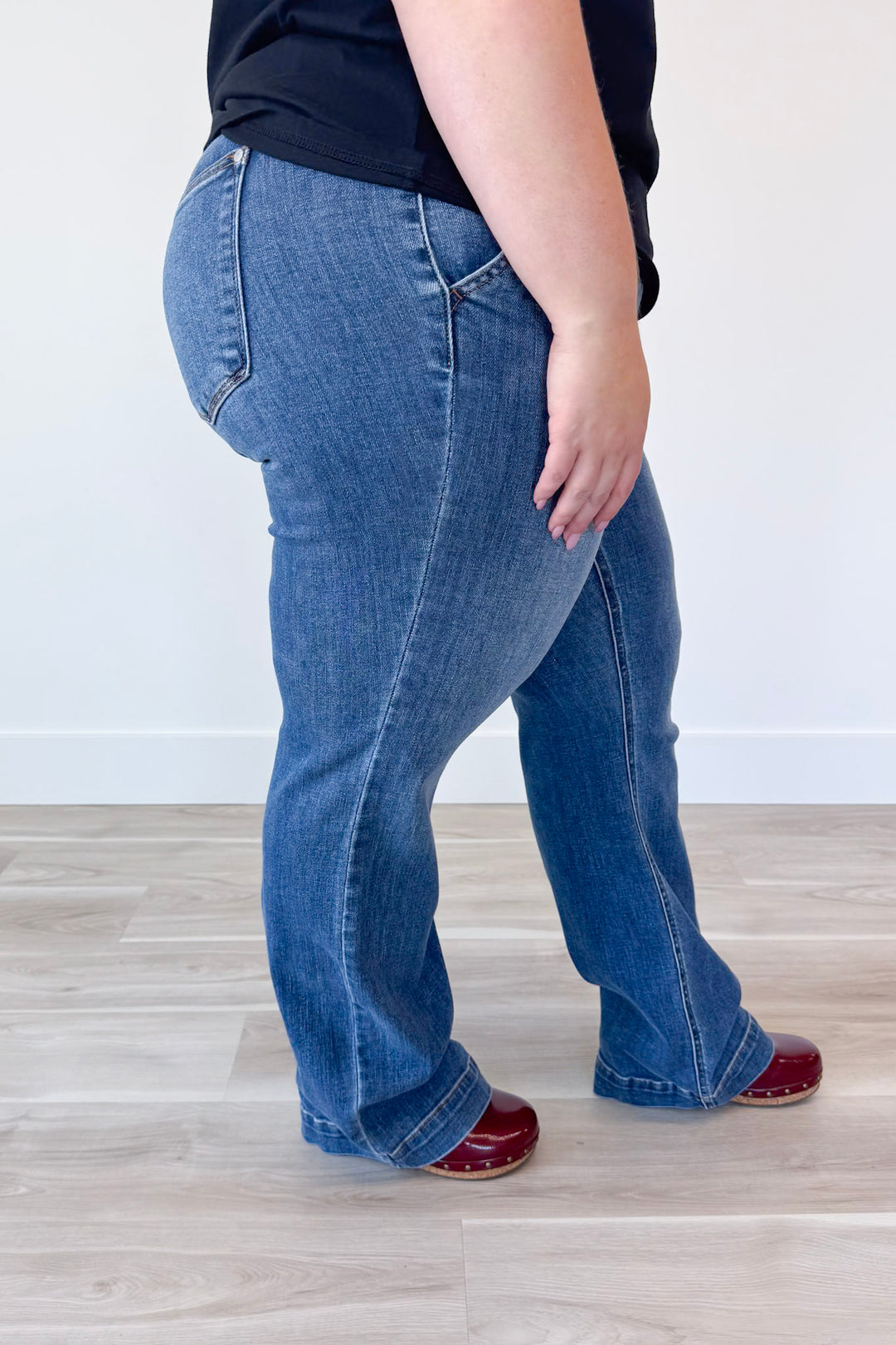 Judy Blue Spot On Denim Curvy