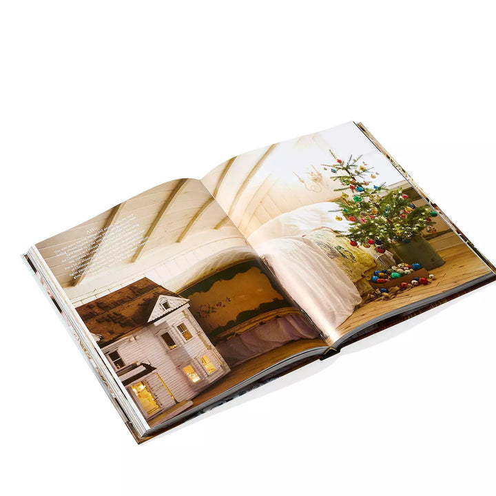 French Country Cottage Christmas Book