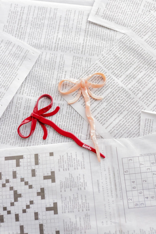 Kaxi Bow French Pins