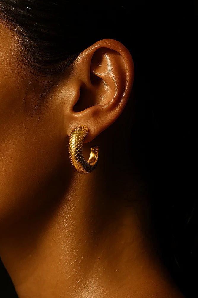 Ellie Vail Nella Fish Scale Medium Hoop Earring