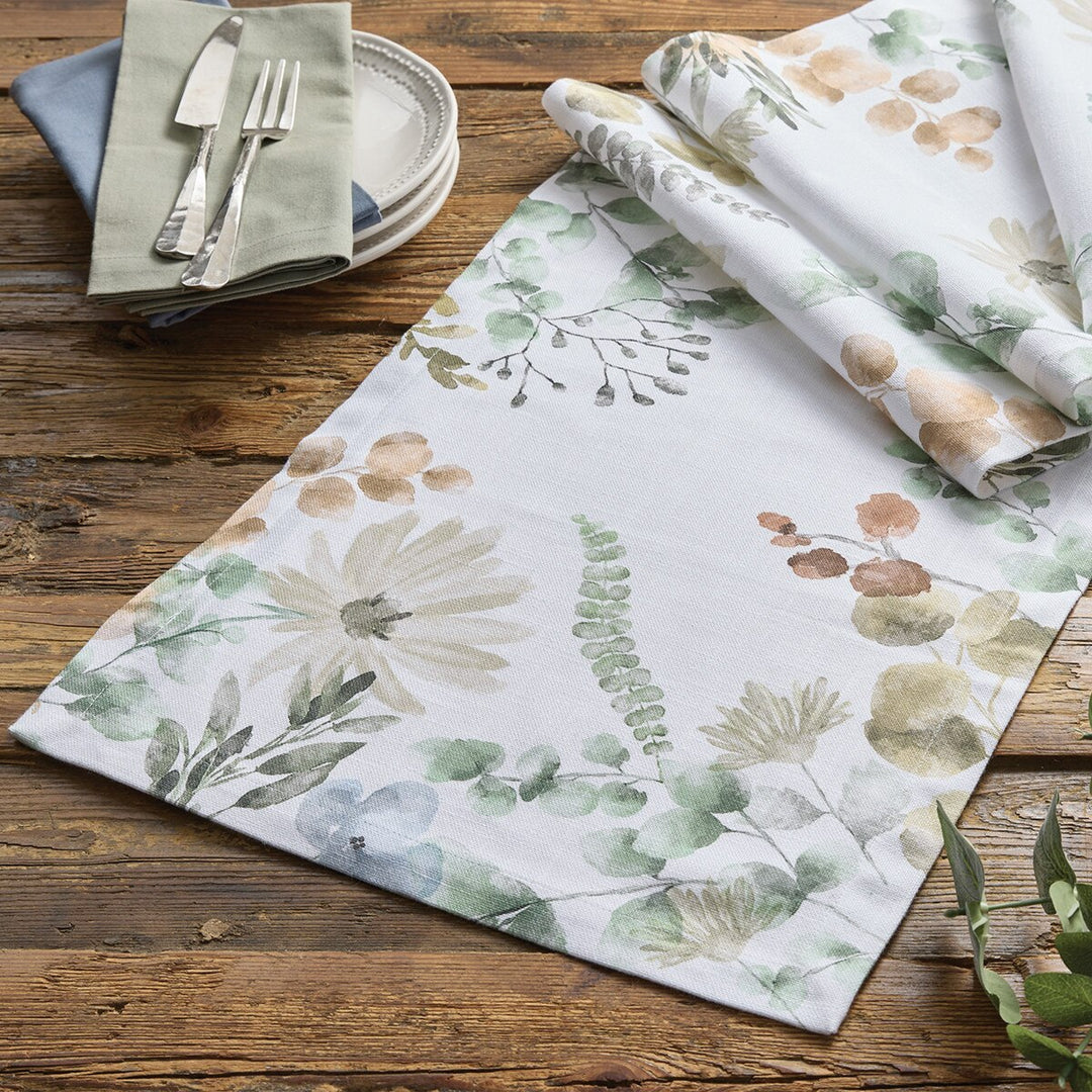 Melody Table Runner