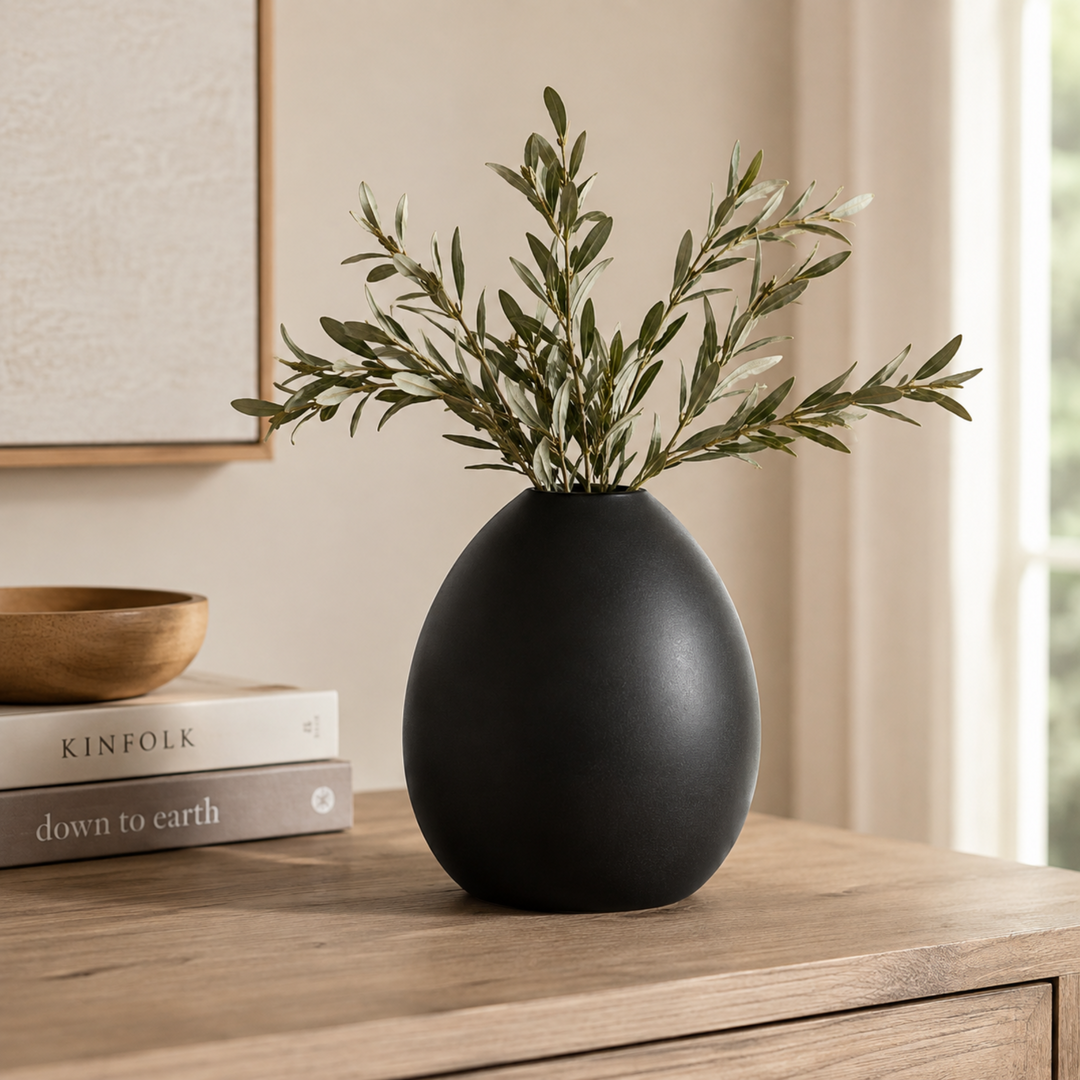 Black Matte Vase