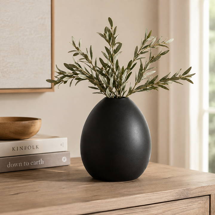 Black Matte Vase