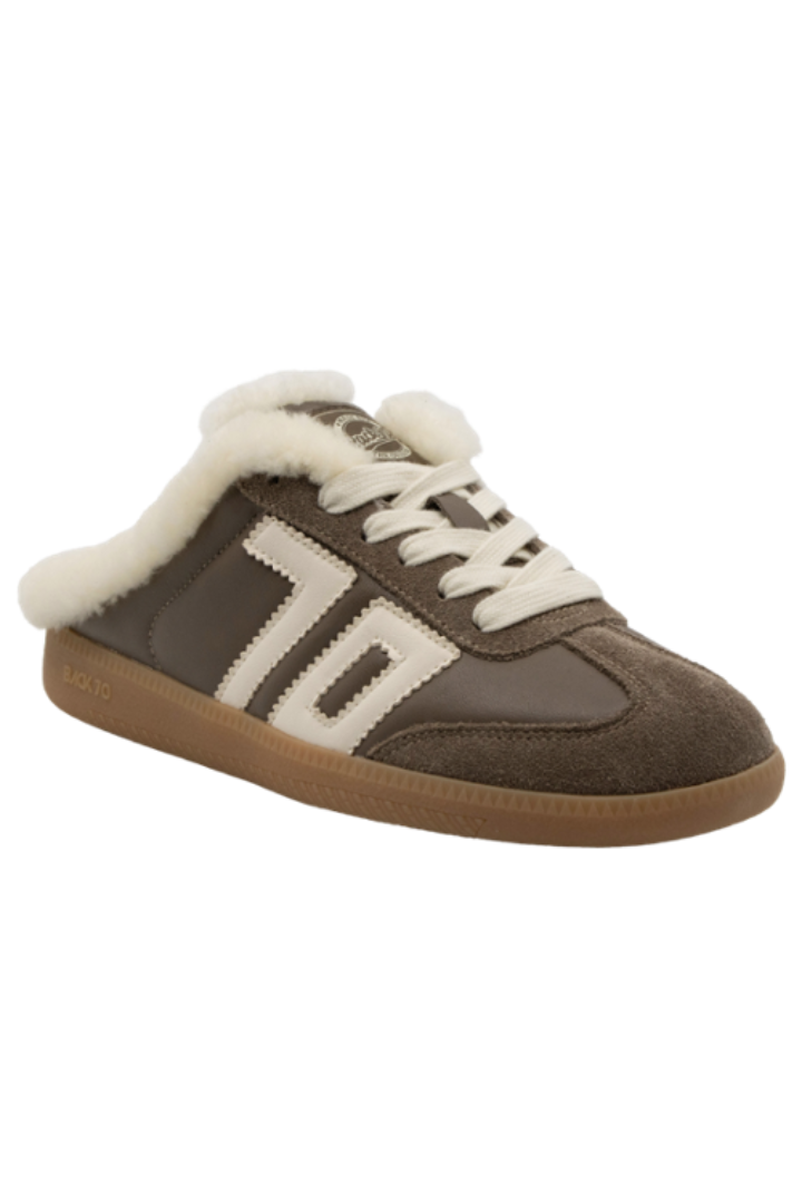 Back 70 Easter FL Sneaker