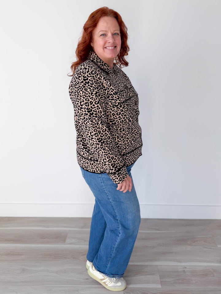 Stay Wild Cardigan Curvy