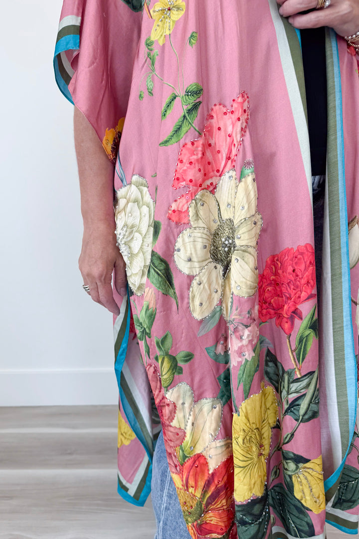 Aratta My Valentine Kimono