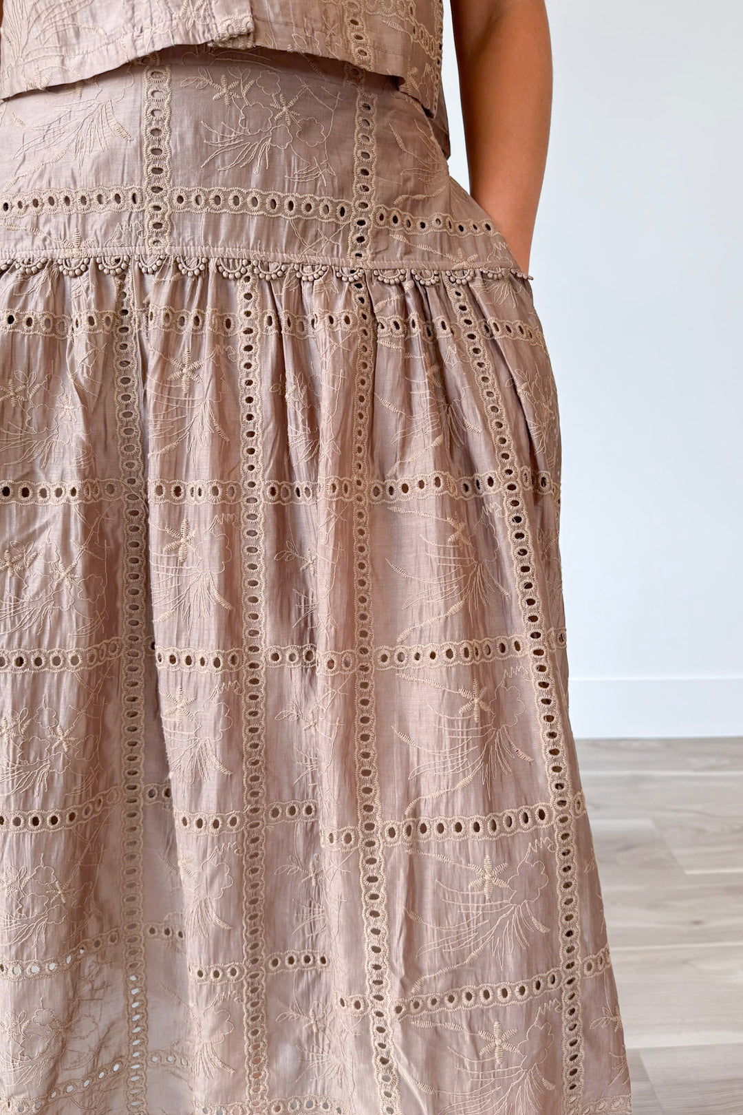 Iced Chai Skirt