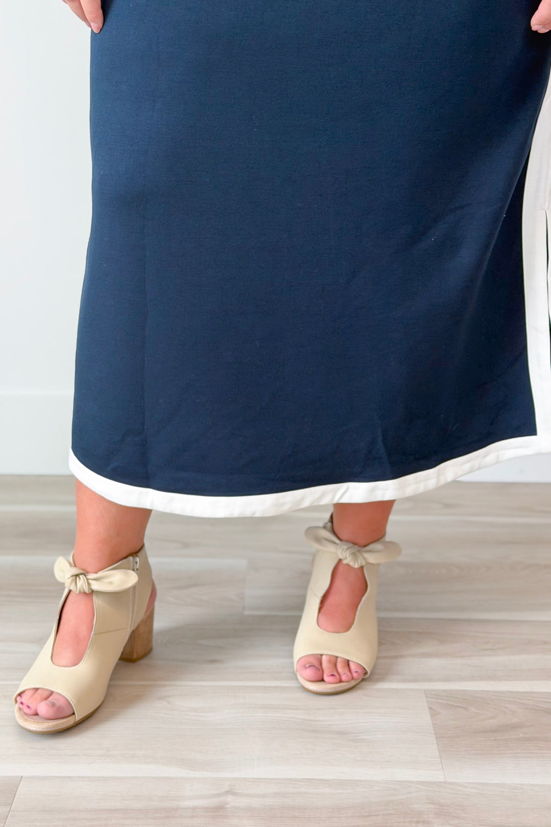 Sleeveless Midi Dress