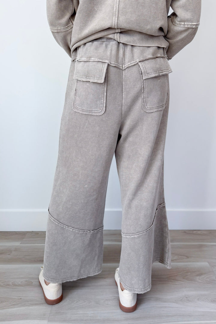 Crisp & Cozy Pant
