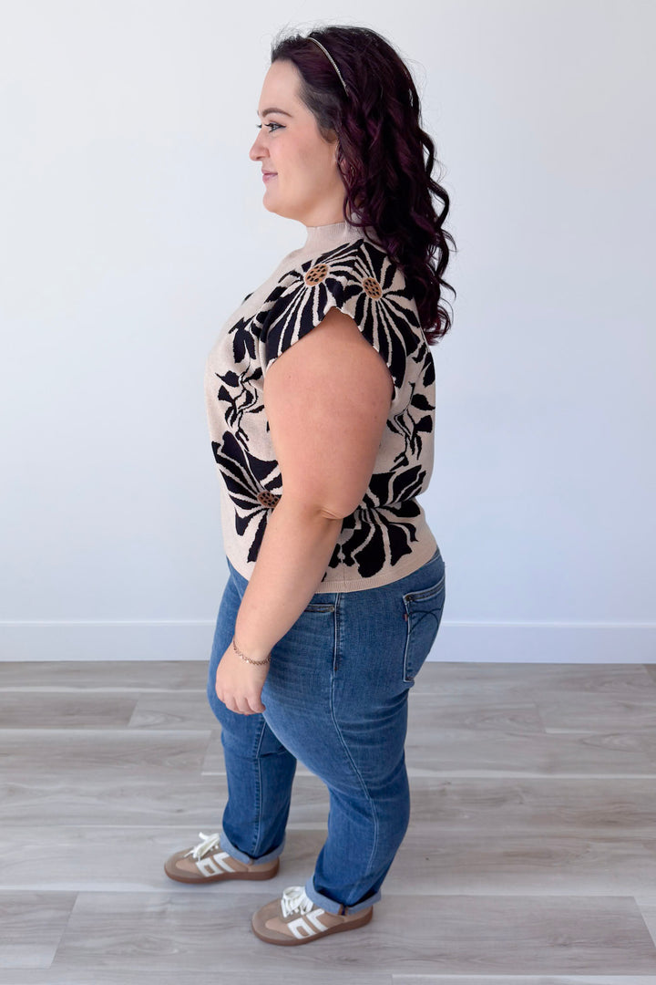 Chic Moment Sweater Curvy
