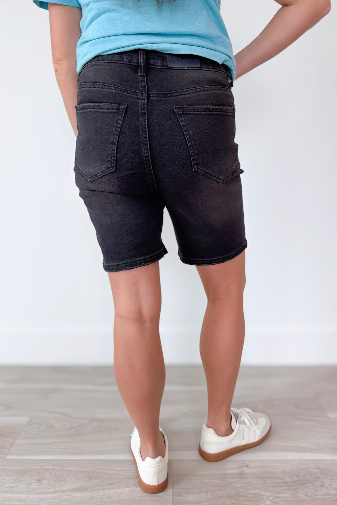 Risen Warm Breeze Short