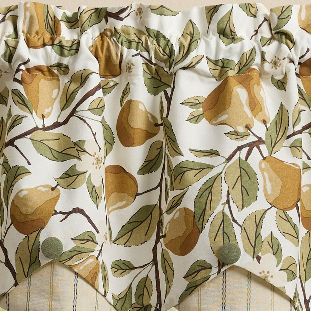 Golden Pear Lined Scalloped Valance