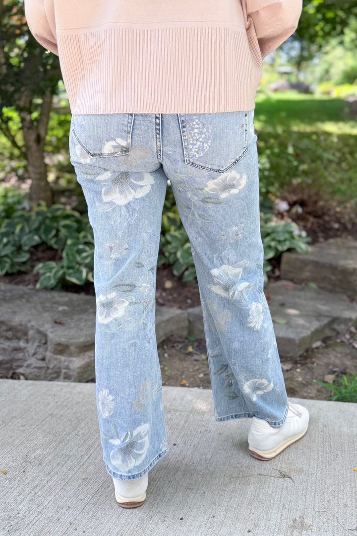 Vervet Seasonal Shift Denim