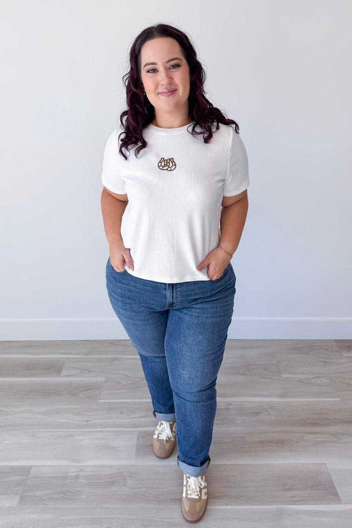 Horseshoe Tee Curvy