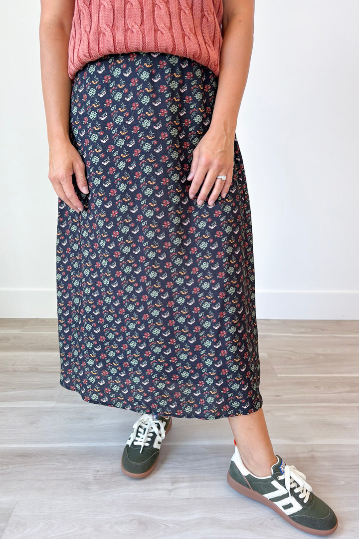 Fall Blooms Skirt
