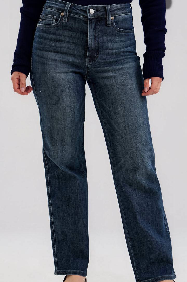 Judy Blue Petite Straight Leg Curvy