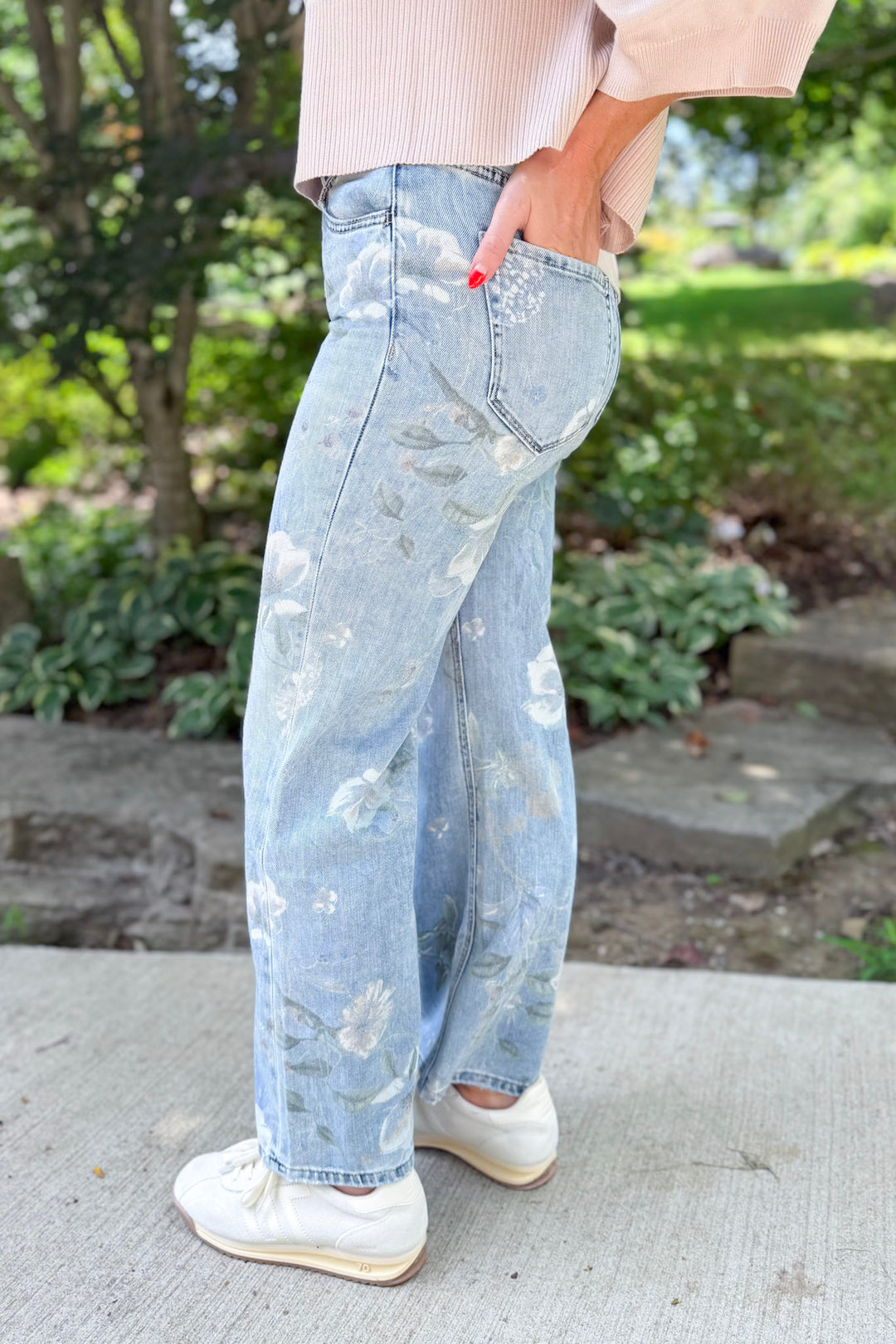 Vervet Seasonal Shift Denim