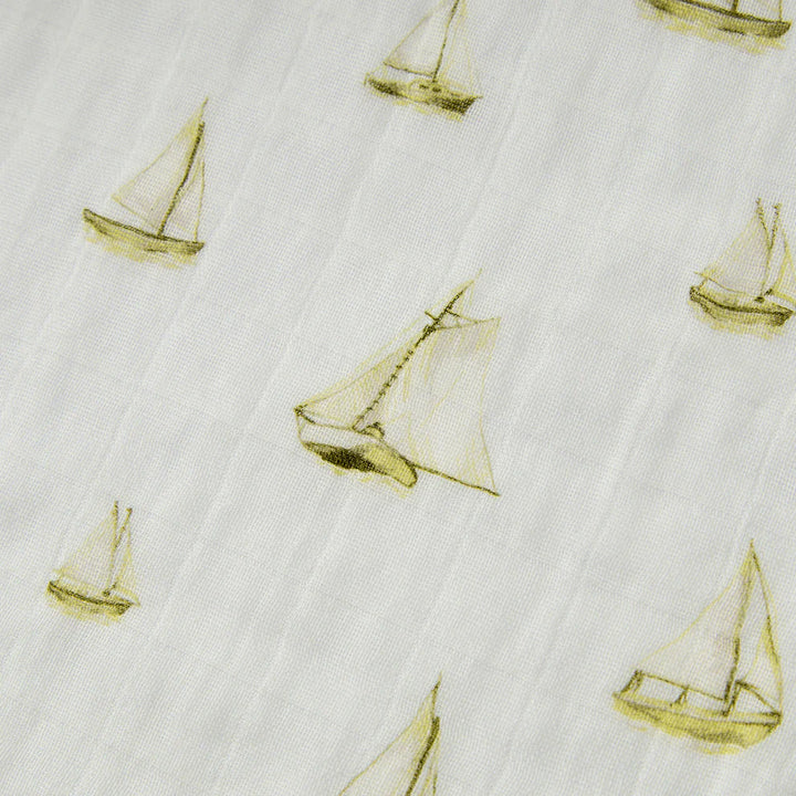 Milkbarn Sailboat Melody Burp Cloth Set