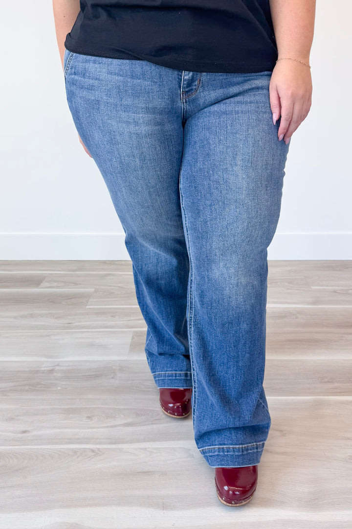 Judy Blue Spot On Denim Curvy