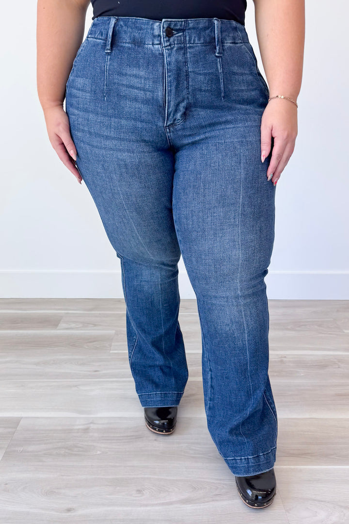 Judy Blue Star Crossed Denim Curvy
