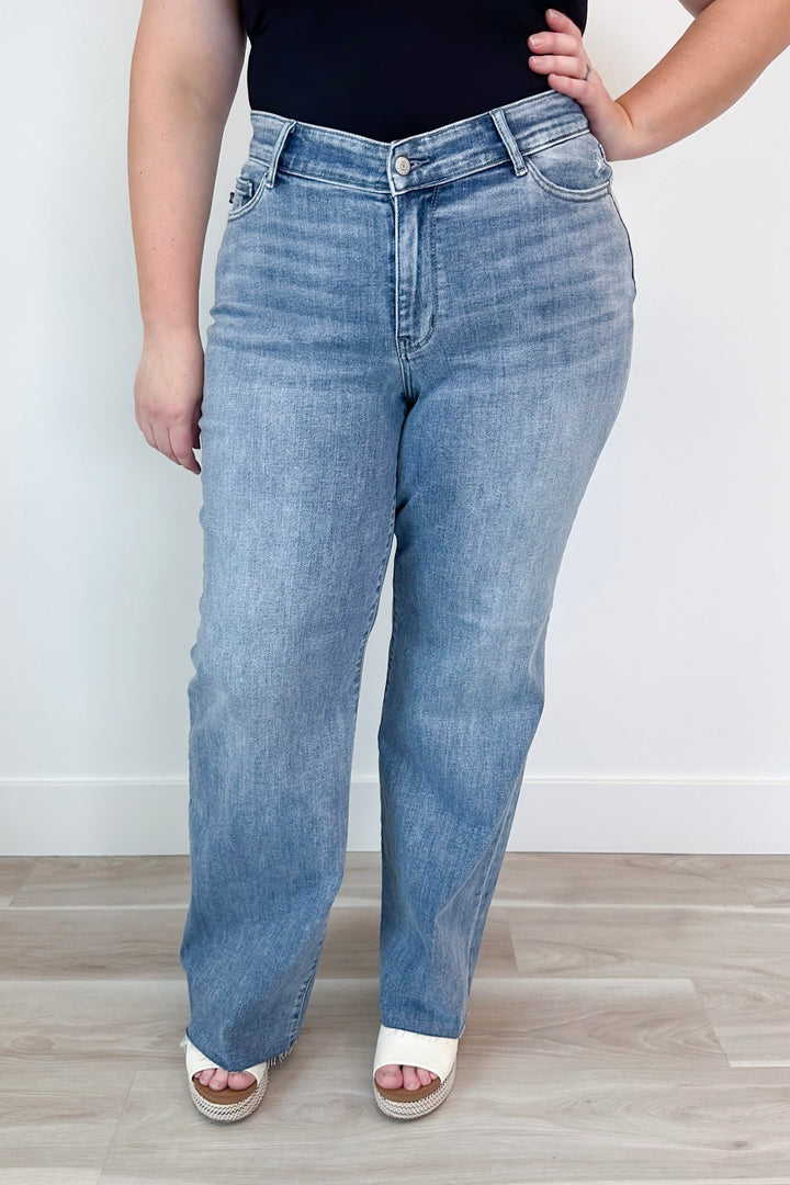 Judy Blue Just Focus Denim Curvy