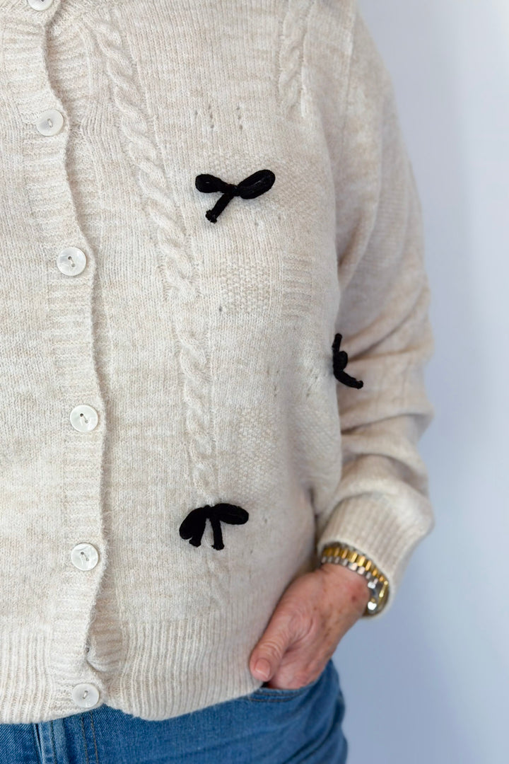 Don't Wait Around Sweater Curvy