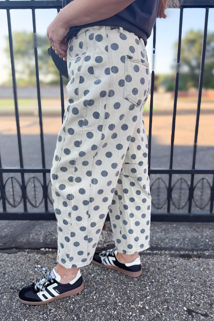 Crowd Favorite Pant Curvy