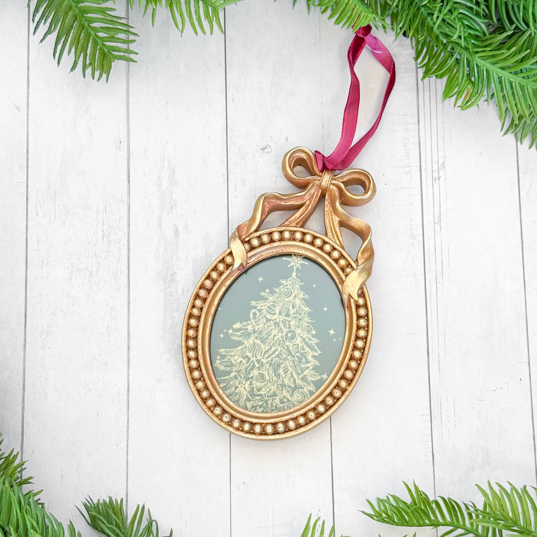 Gold Frame Vintage Ornament