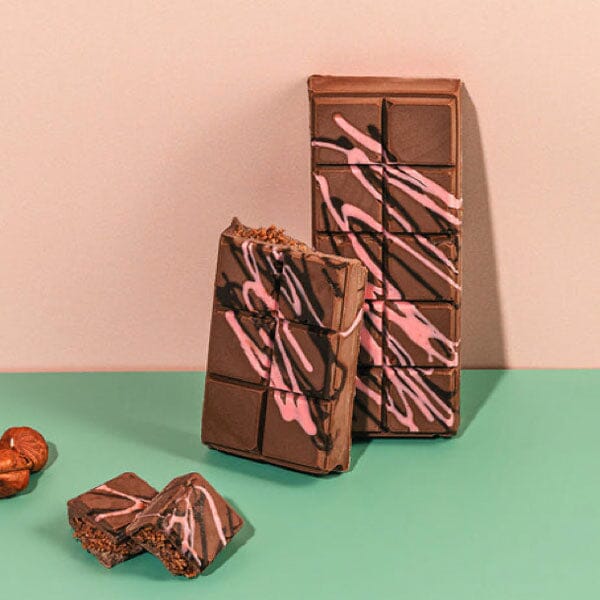 Hazelnut Cream Dubai Chocolate Bar by Oasis Treasures