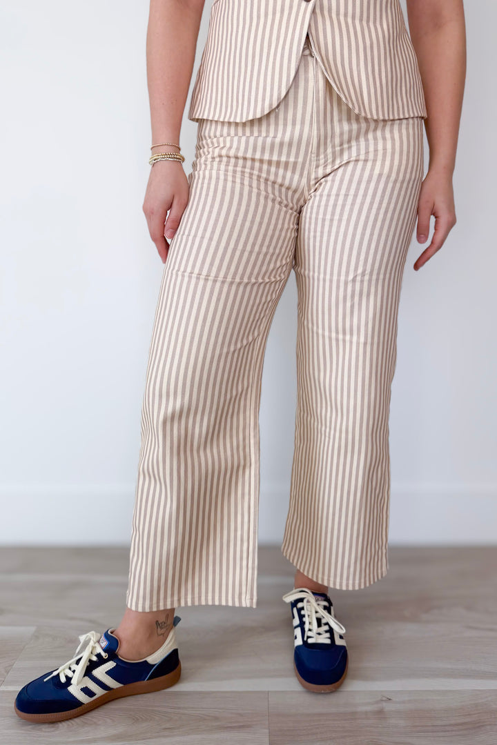 Hello Lovely Day Pants