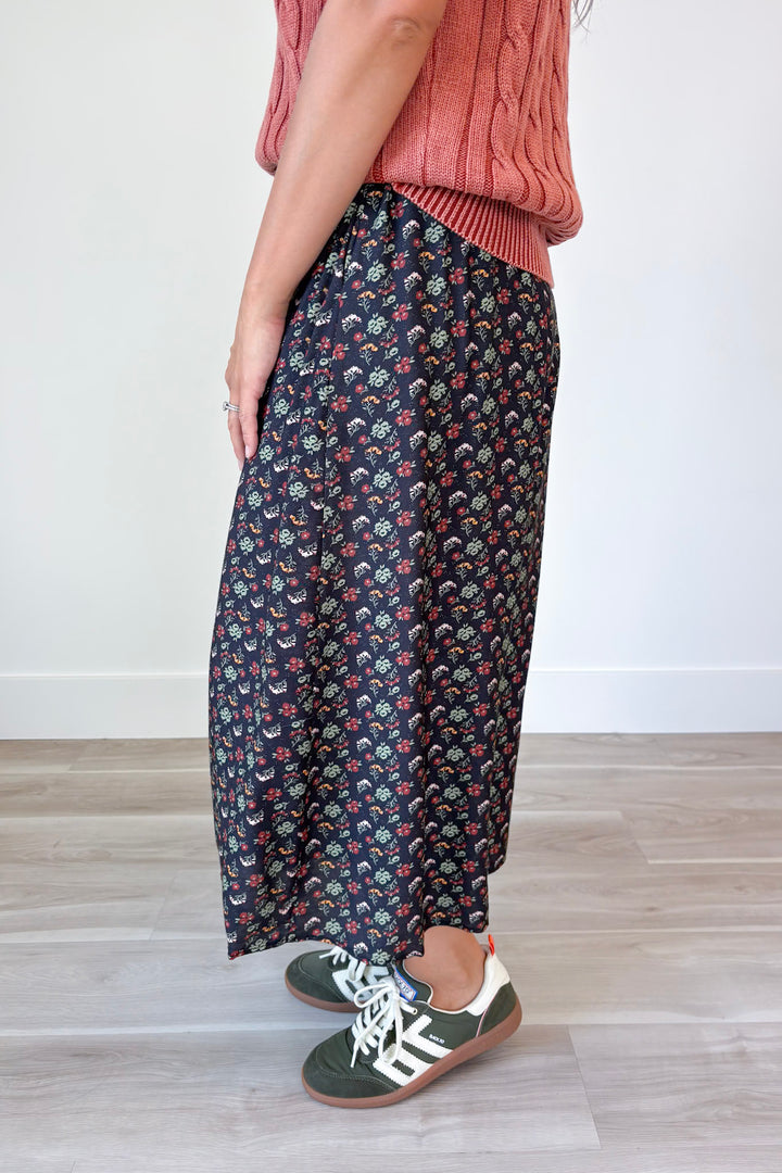 Fall Blooms Skirt