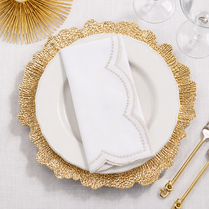 Scalloped/Polka Dot Napkin